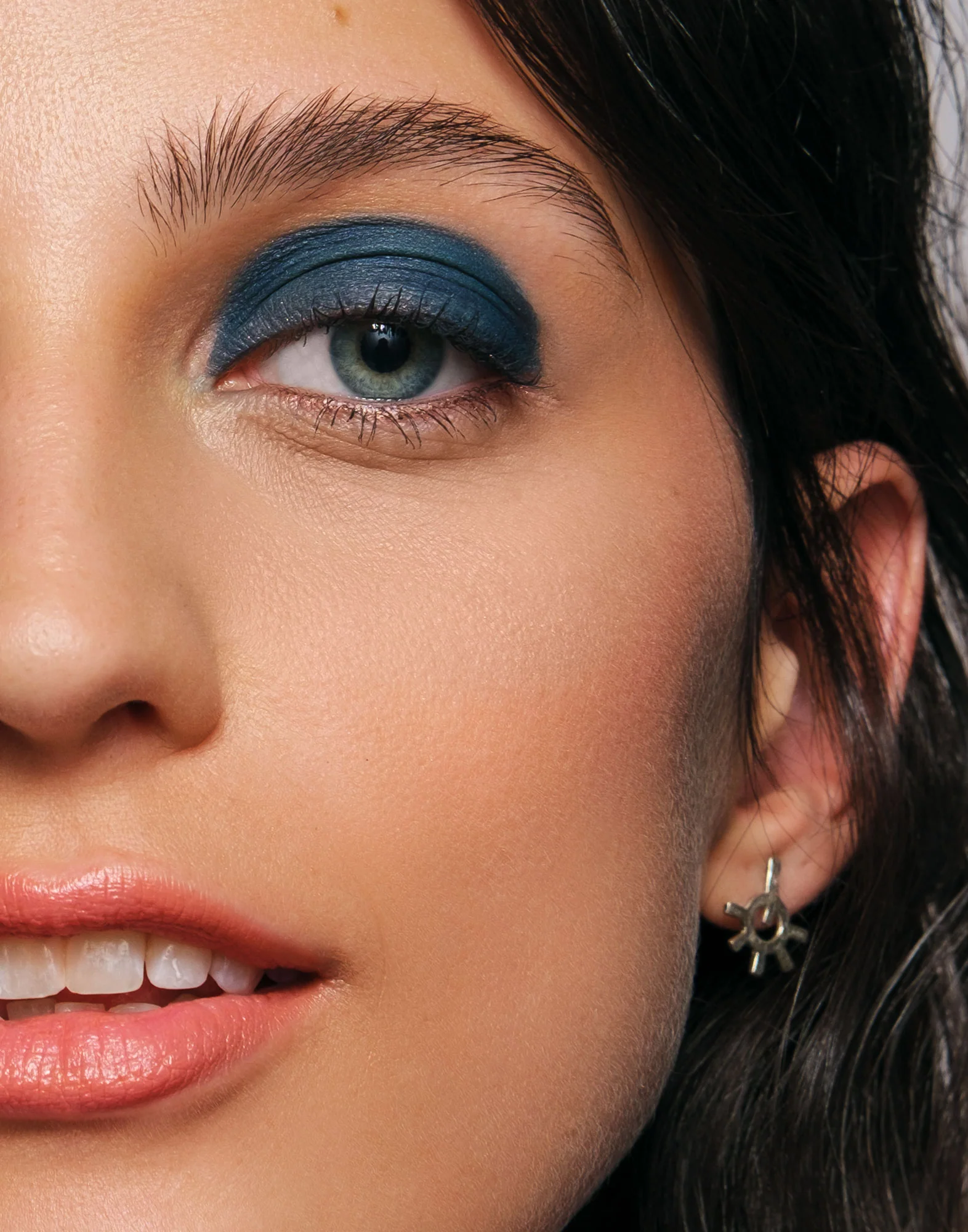 Eyeshadow - Image 140