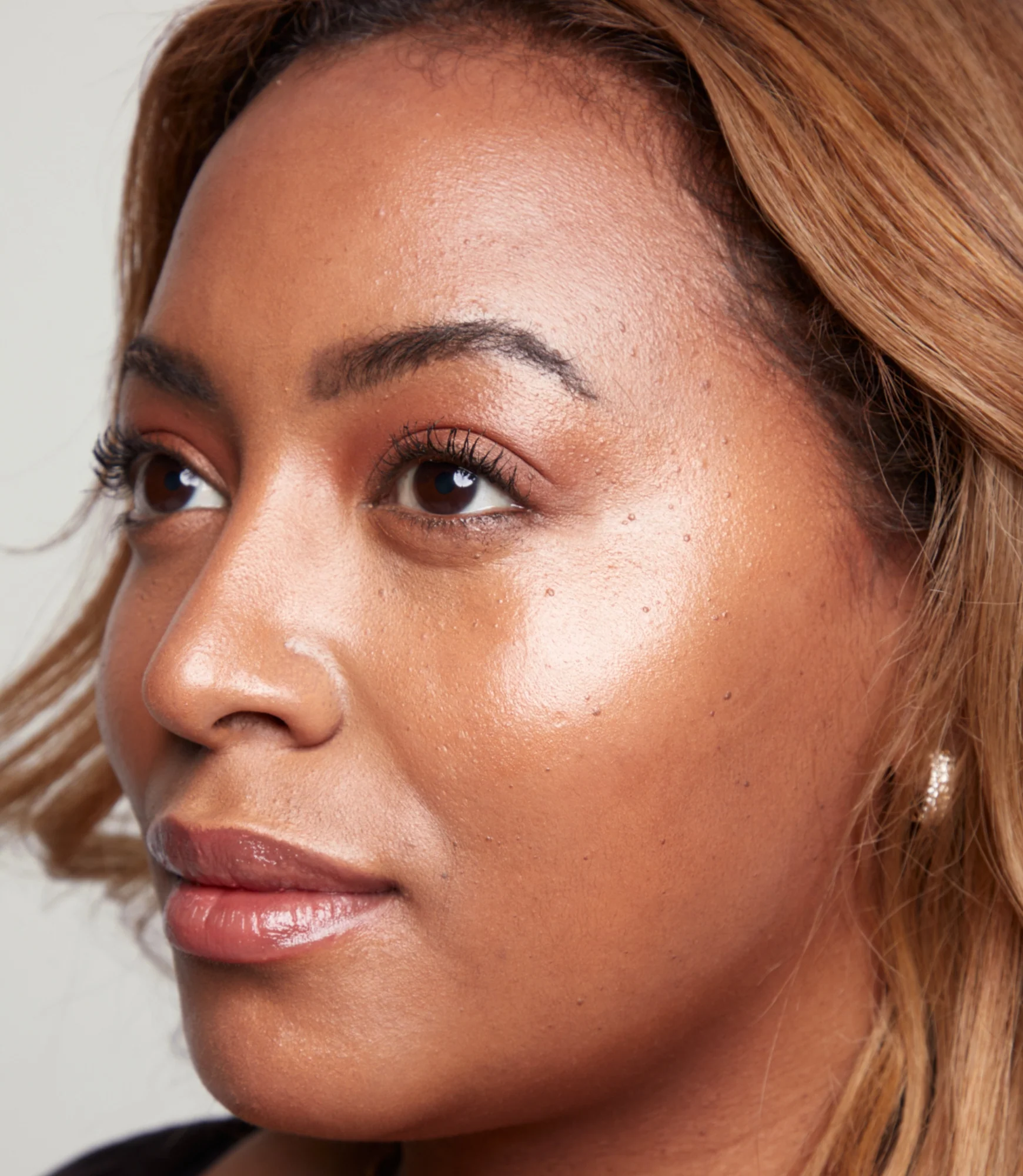 Hyaluronic Highlight Balm - Image 26