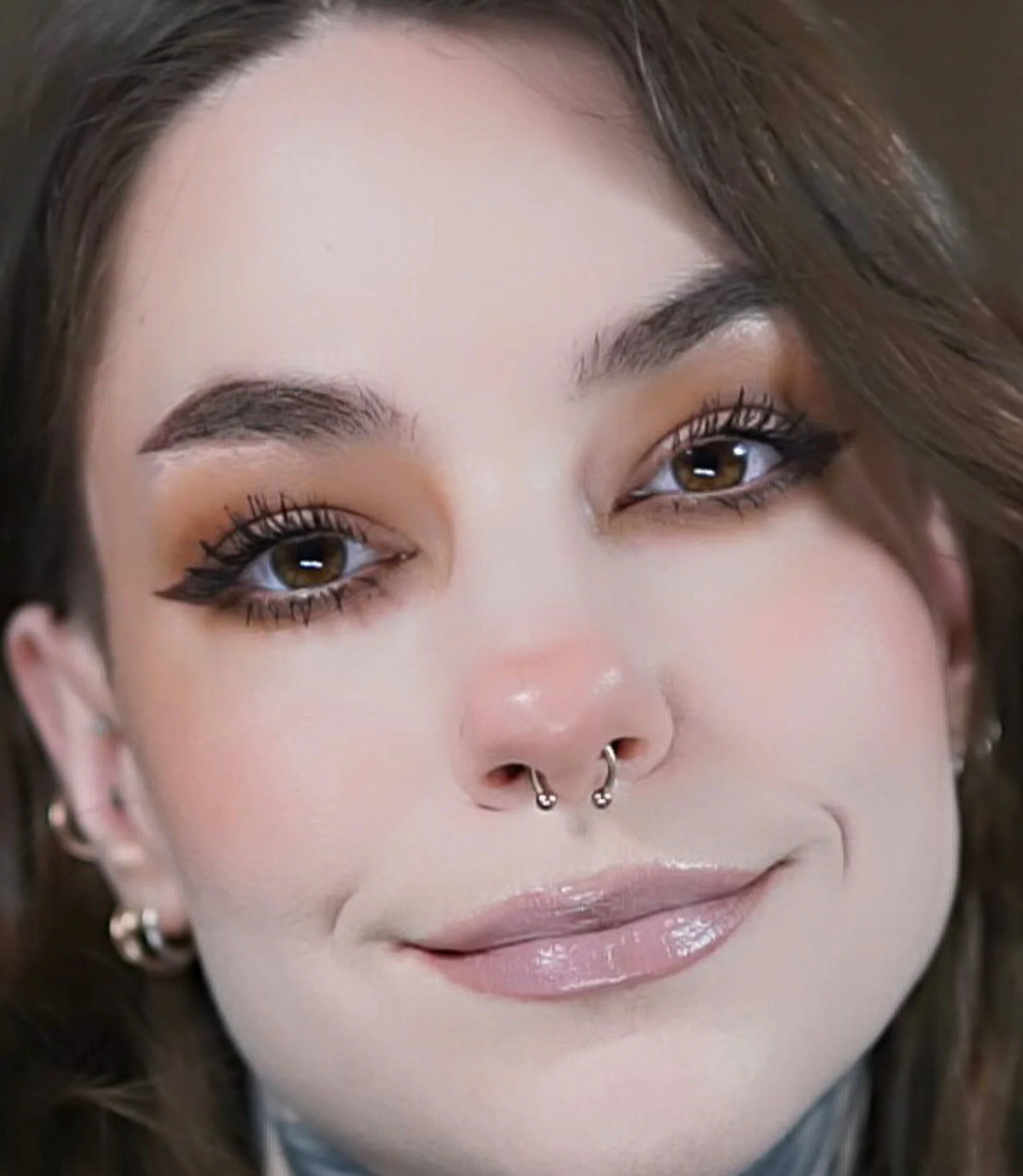 Hydrating Shine Lip Balm - Image 33