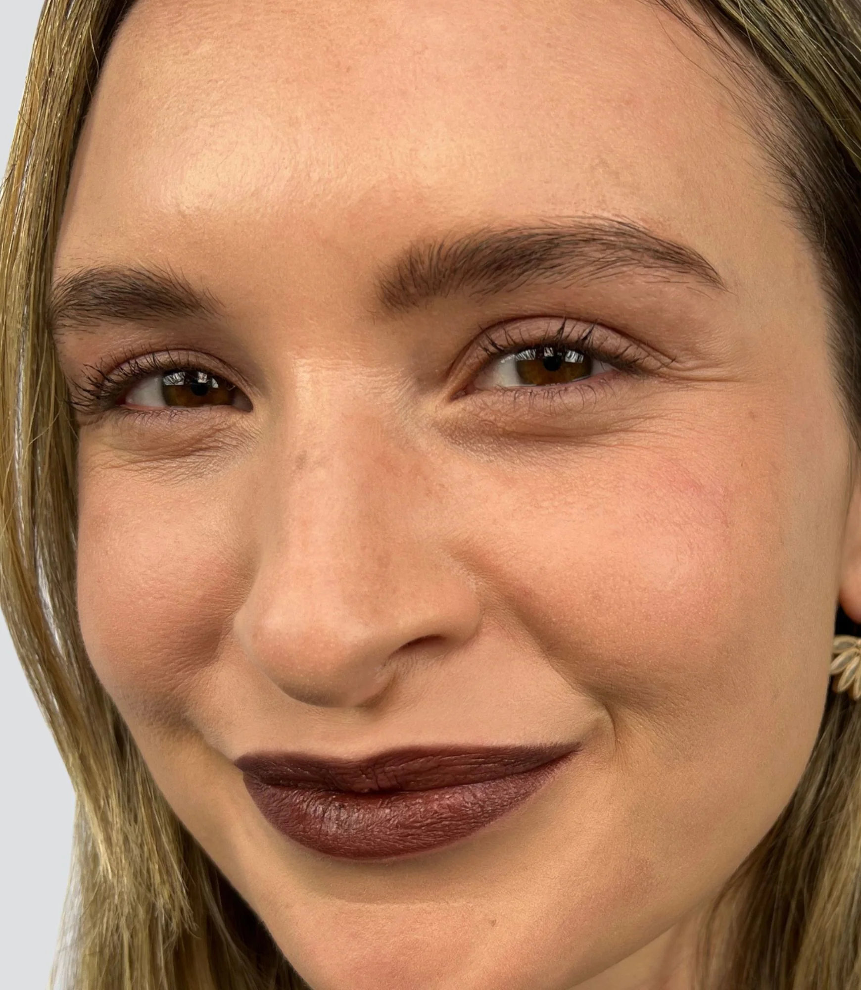 Smooth Precision Waterproof Lip Liner - Image 10