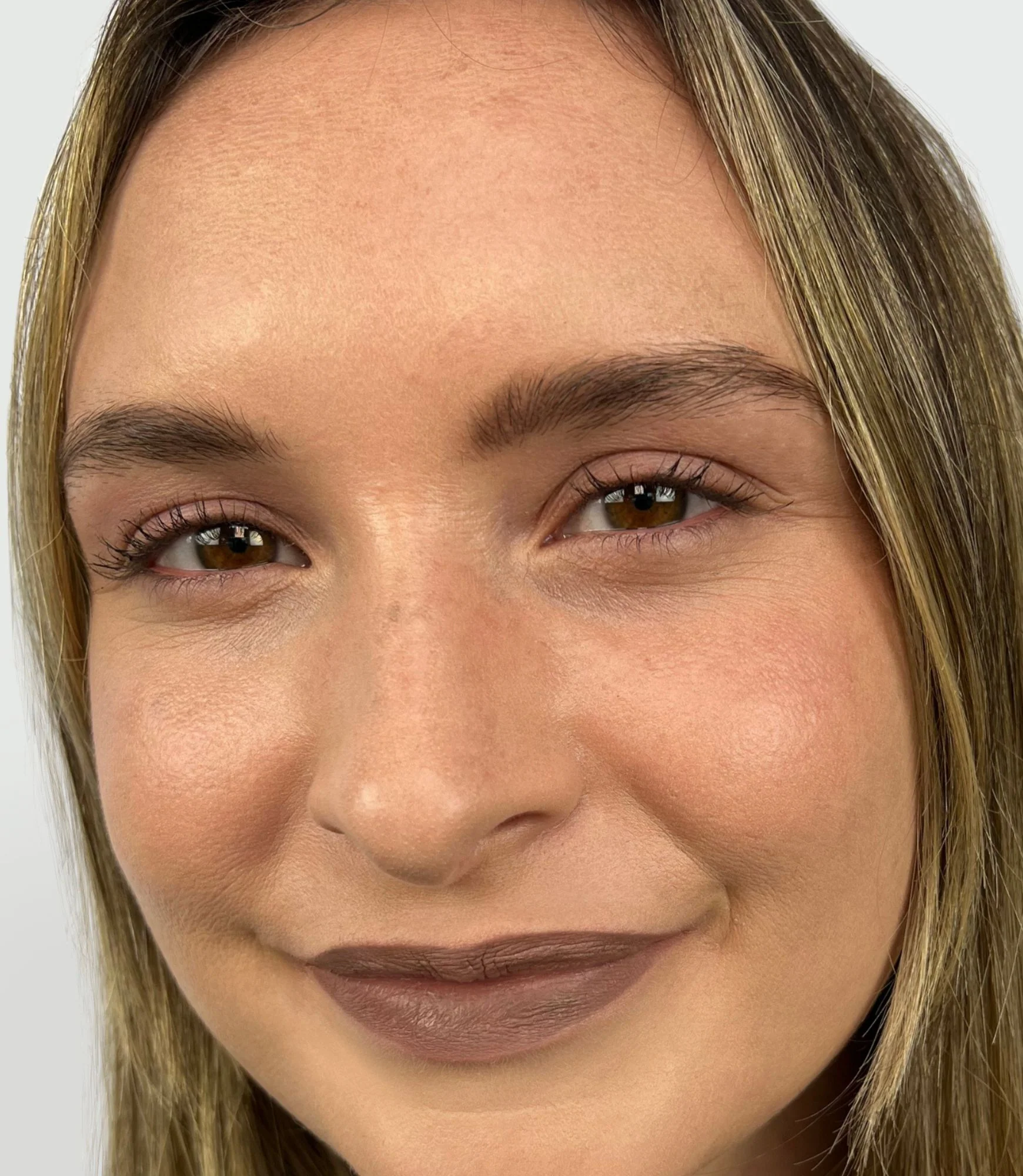 Smooth Precision Waterproof Lip Liner - Image 15