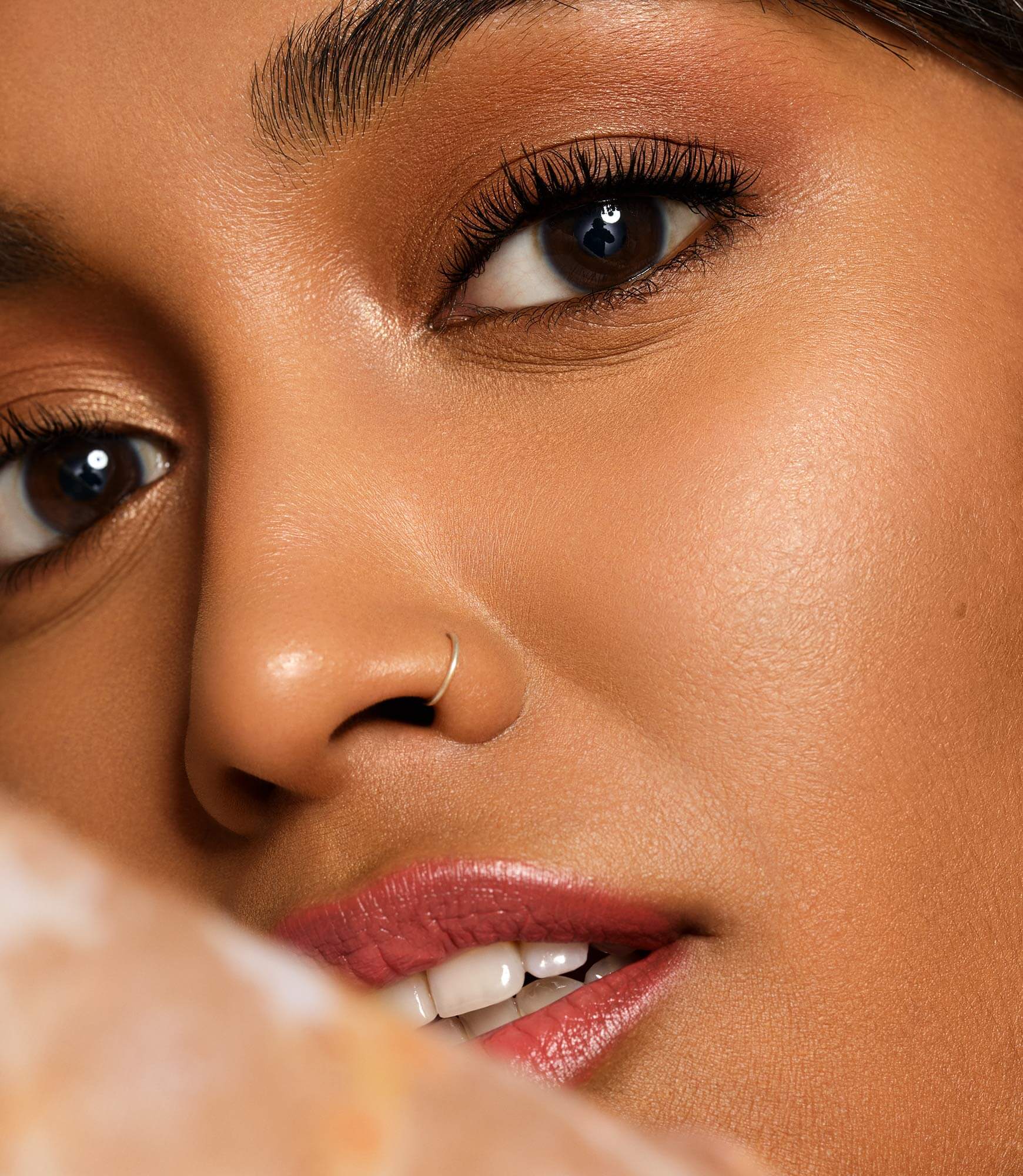 Volumizing Mascara - Image 9